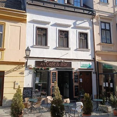 Soda Apartman Győr Eksteriør billede