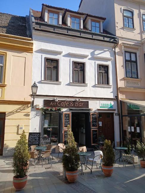Soda Apartman Győr Eksteriør billede