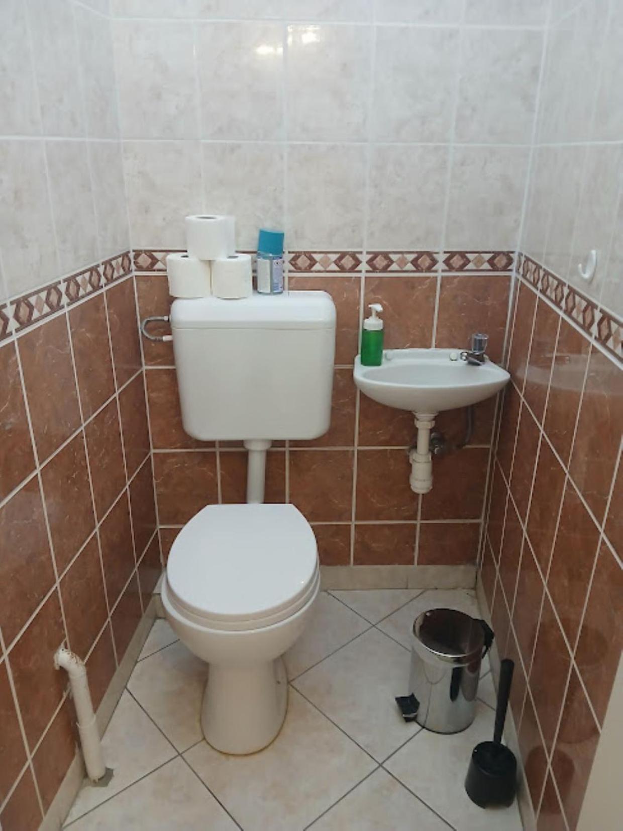 Soda Apartman Győr Eksteriør billede