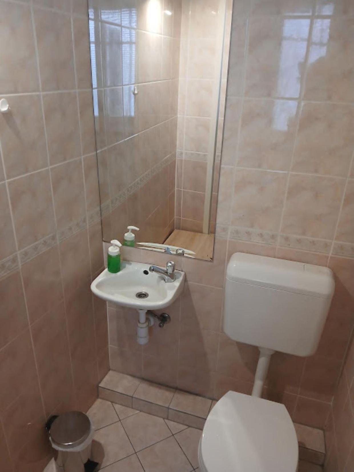 Soda Apartman Győr Eksteriør billede