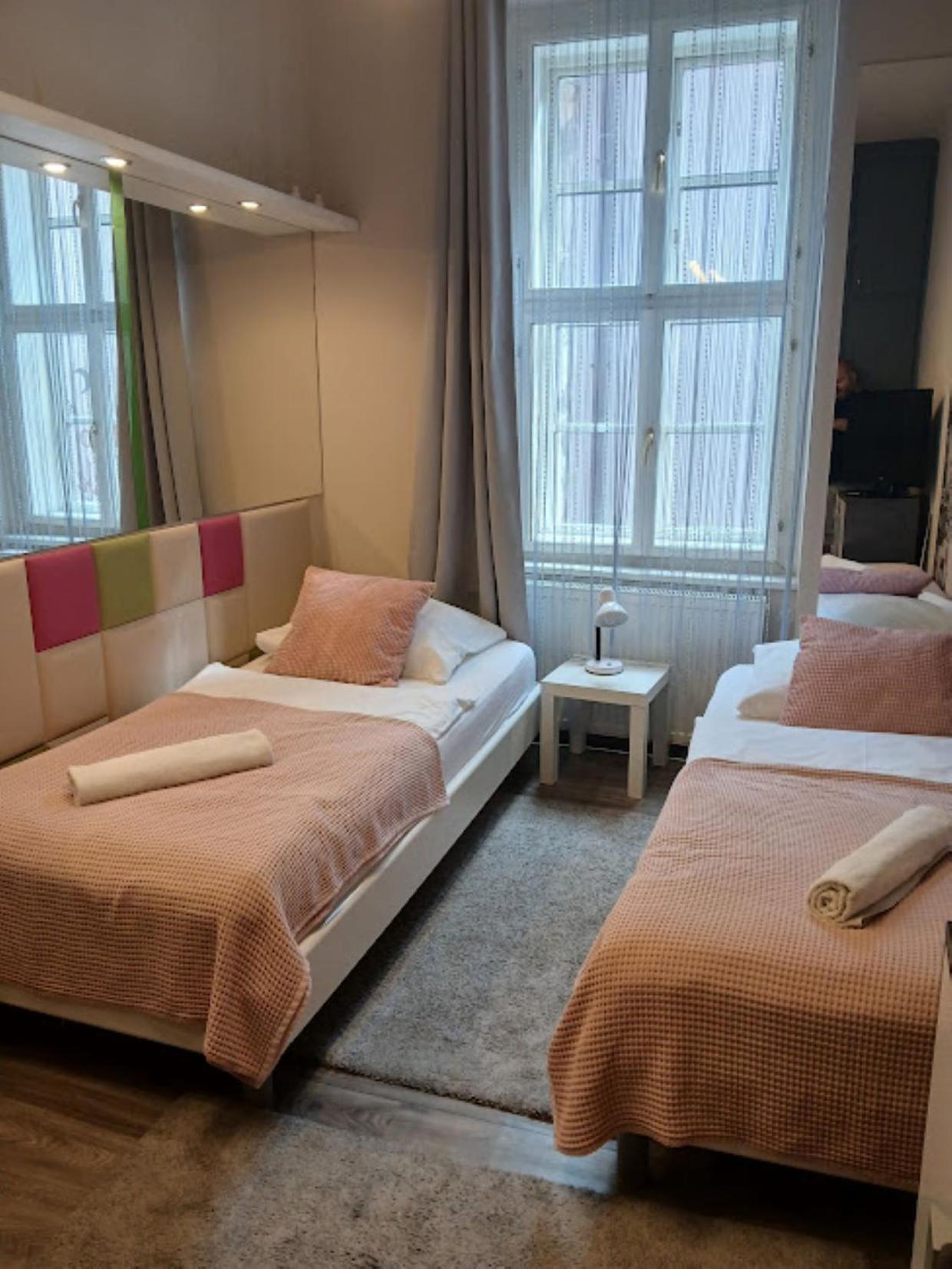 Soda Apartman Győr Eksteriør billede